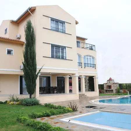Villa Adavilla