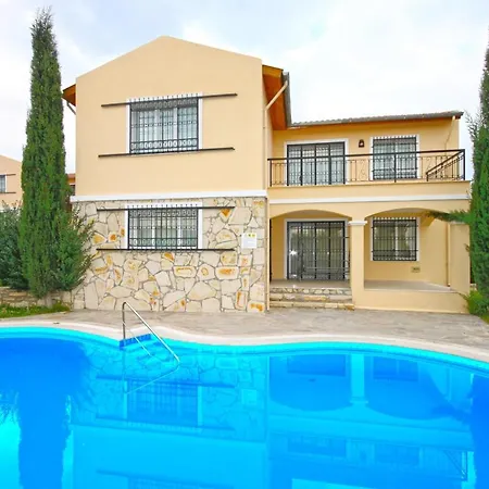 Adavilla Kusadasi